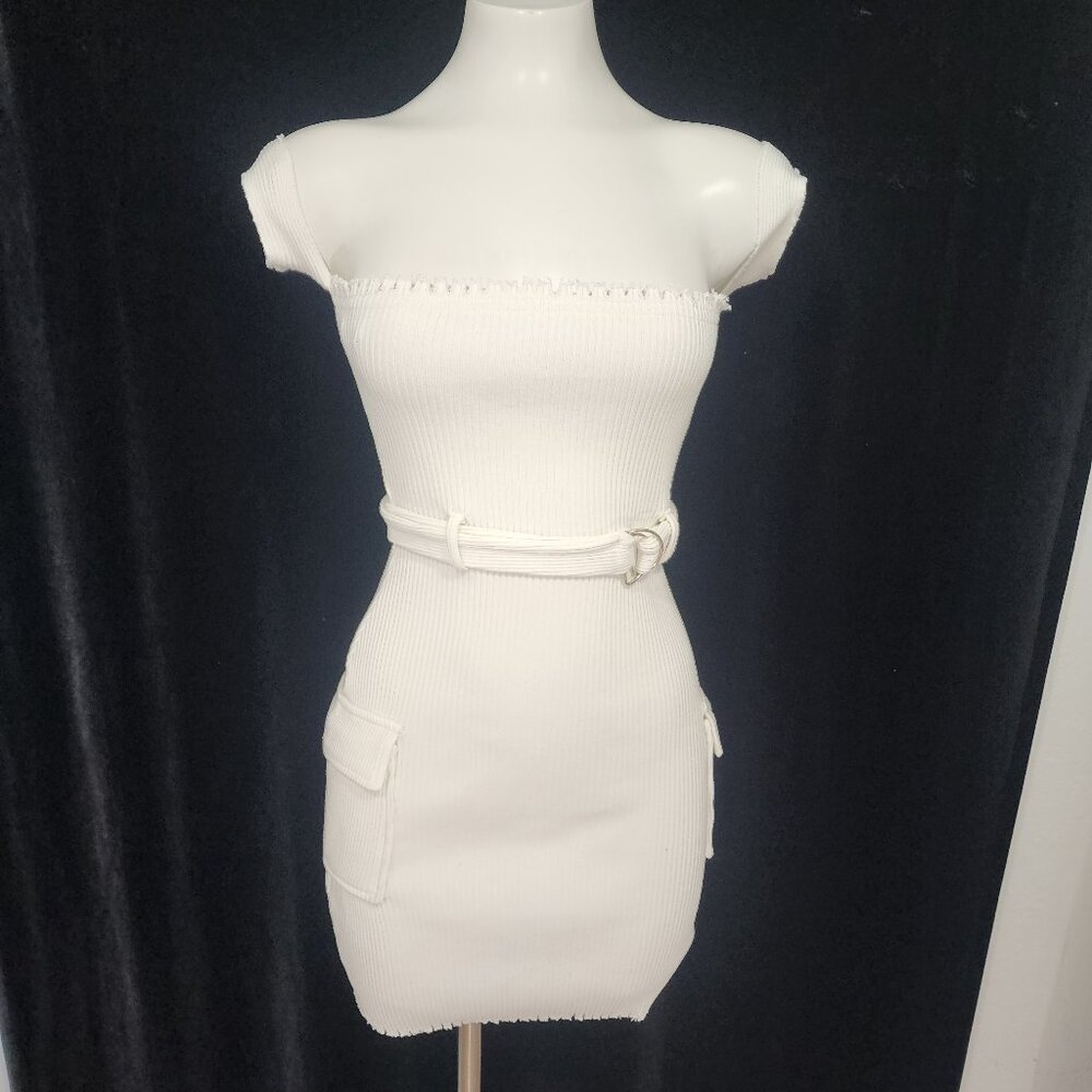 Hot & Delicious Fitted Stretch Mini Dress White W/Arm Cuffs & Cargo Pockets Sz M
